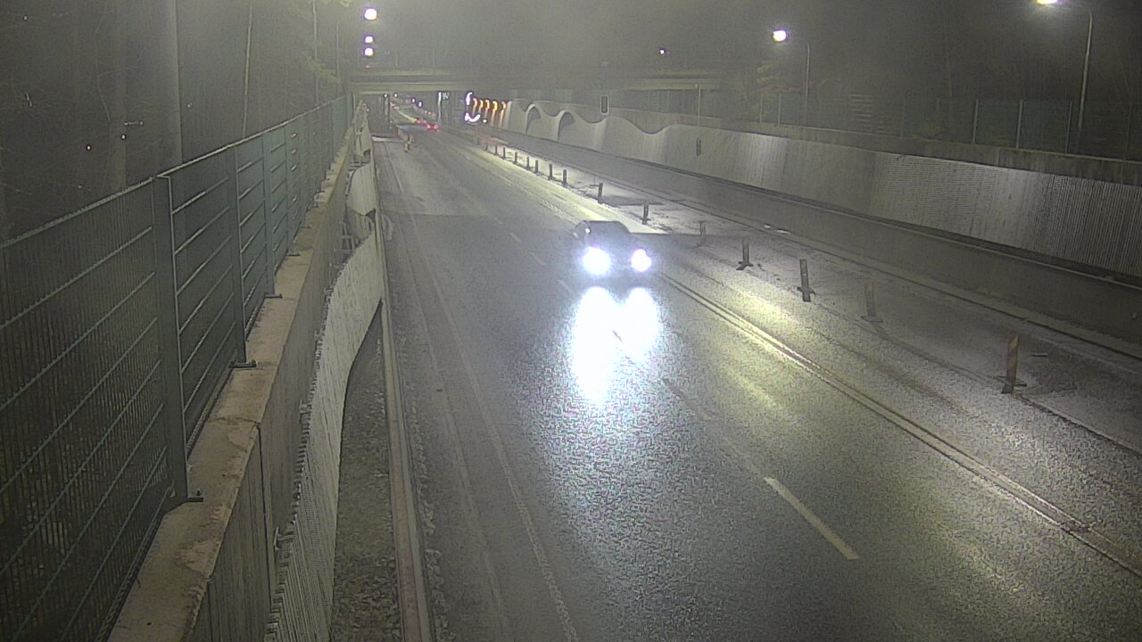 Kelikamerat Kuva Tie 102 Espoo Hiidenkallion tunneli, suuaukko pohj., Espoo, Uusimaa