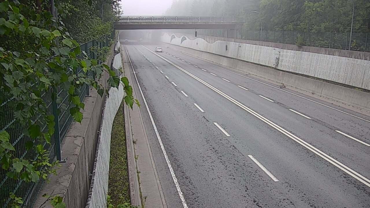 Weather Camera Image Road 102 Espoo Hiidenkallion tunneli, suuaukko north., Espoo, Uusimaa