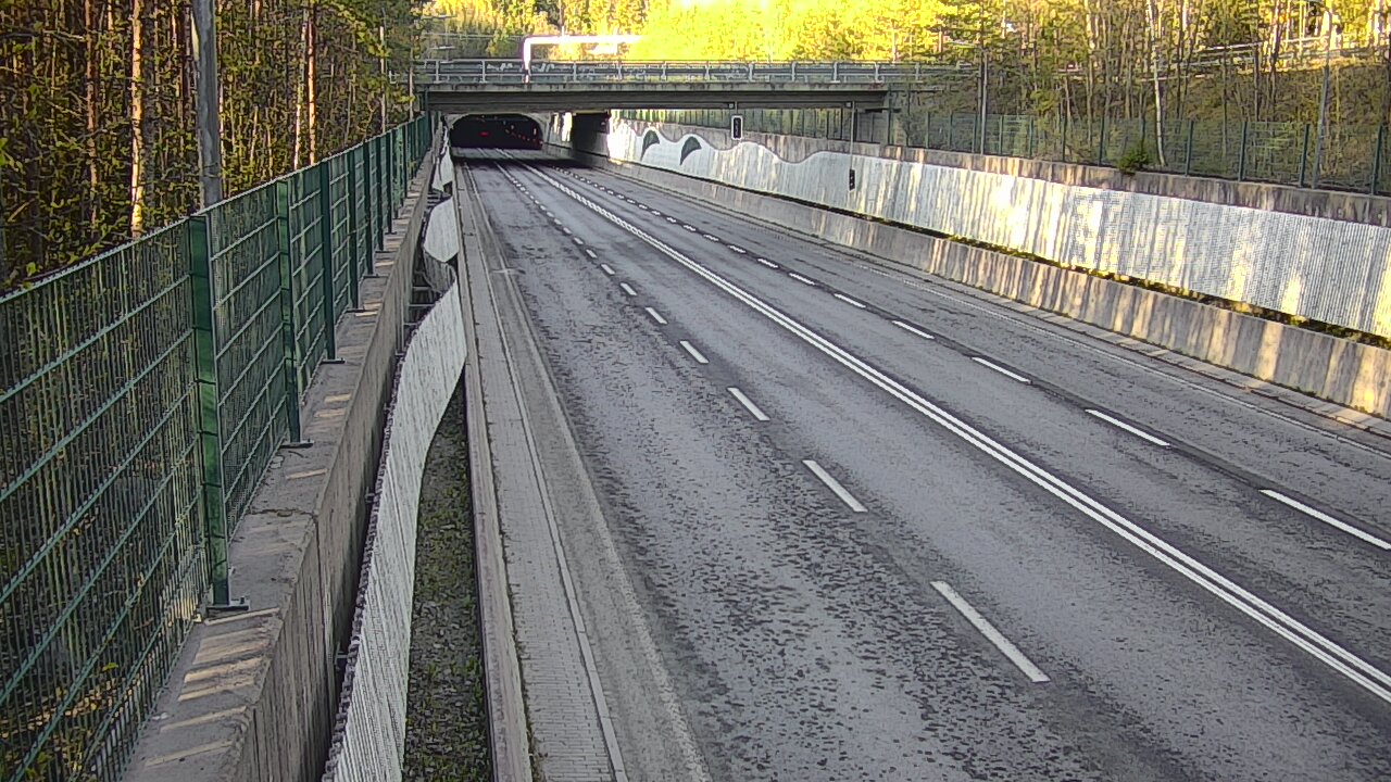Kelikamerat Kuva Tie 102 Espoo Hiidenkallion tunneli, suuaukko pohj., Espoo, Uusimaa