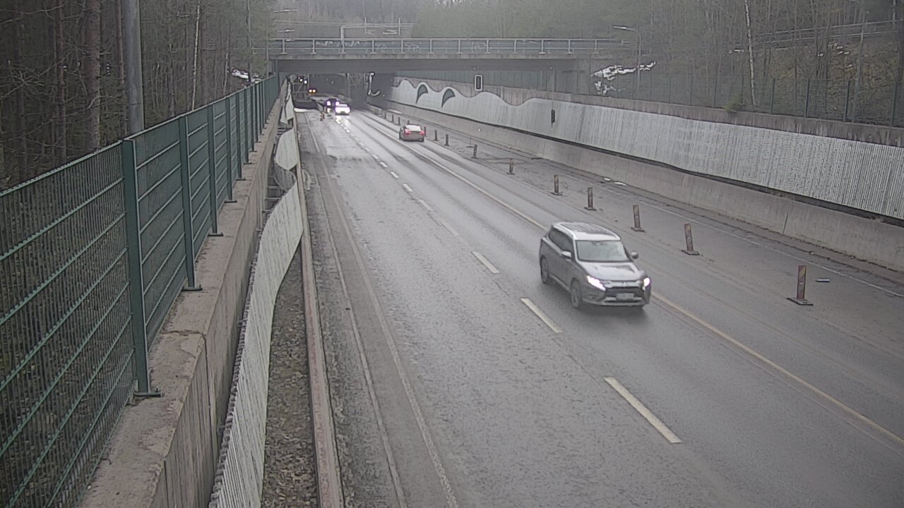 Kelikamerat Kuva Tie 102 Espoo Hiidenkallion tunneli, suuaukko pohj., Espoo, Uusimaa