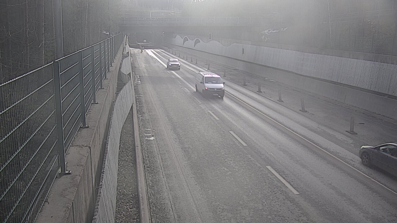 Kelikamerat Kuva Tie 102 Espoo Hiidenkallion tunneli, suuaukko pohj., Espoo, Uusimaa