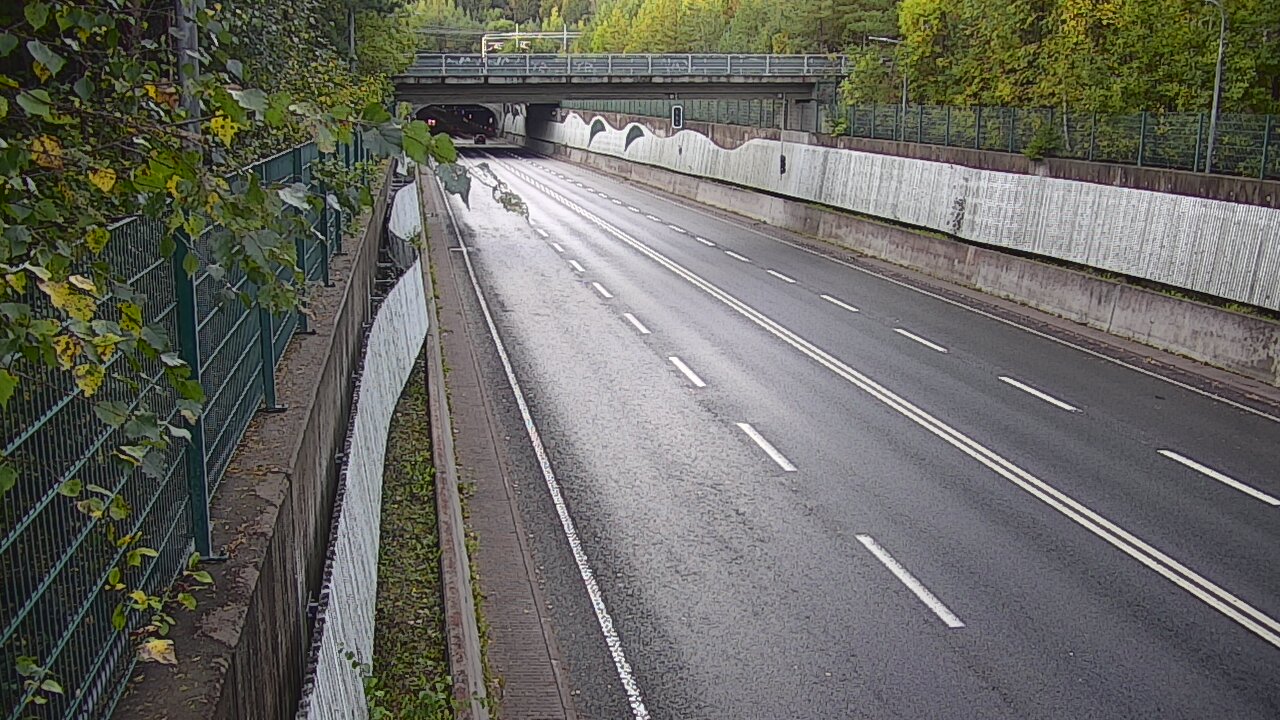 Weather Camera Image Road 102 Espoo Hiidenkallion tunneli, suuaukko north., Espoo, Uusimaa