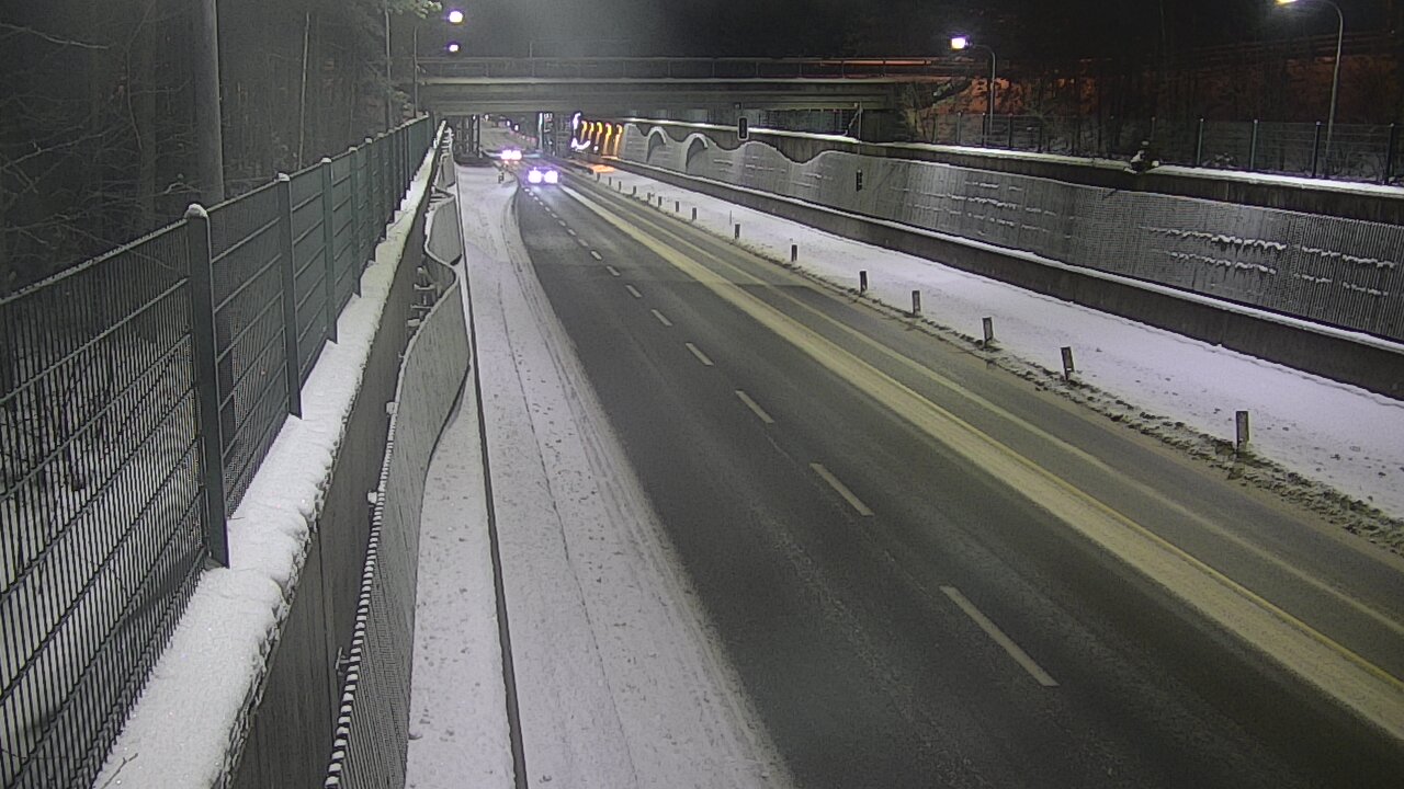 Kelikamerat Kuva Tie 102 Espoo Hiidenkallion tunneli, suuaukko pohj., Espoo, Uusimaa