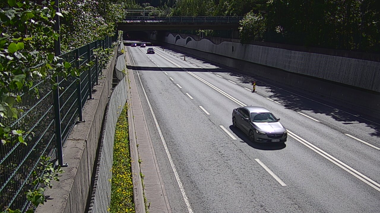 Kelikamerat Kuva Tie 102 Espoo Hiidenkallion tunneli, suuaukko pohj., Espoo, Uusimaa