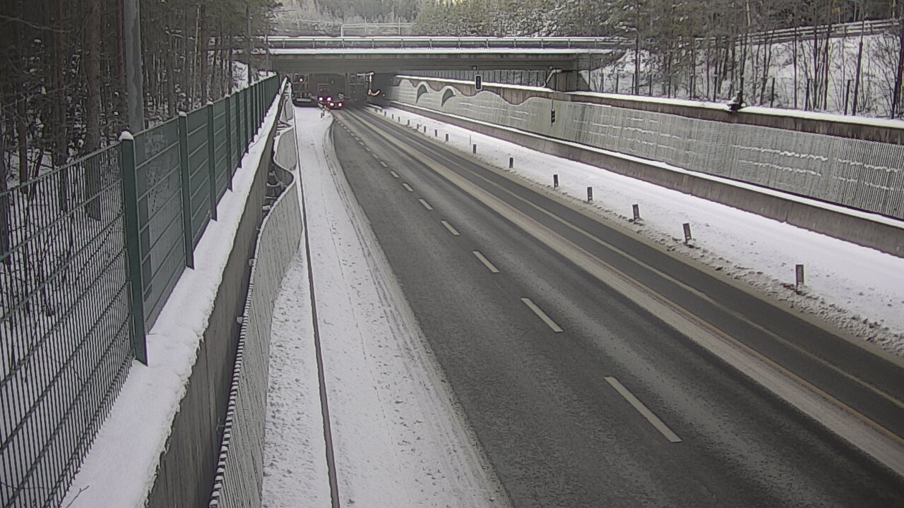 Kelikamerat Kuva Tie 102 Espoo Hiidenkallion tunneli, suuaukko pohj., Espoo, Uusimaa