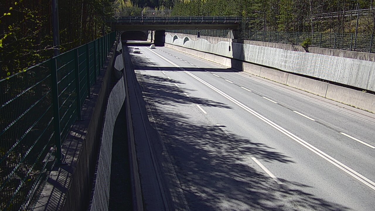 Kelikamerat Kuva Tie 102 Espoo Hiidenkallion tunneli, suuaukko pohj., Espoo, Uusimaa