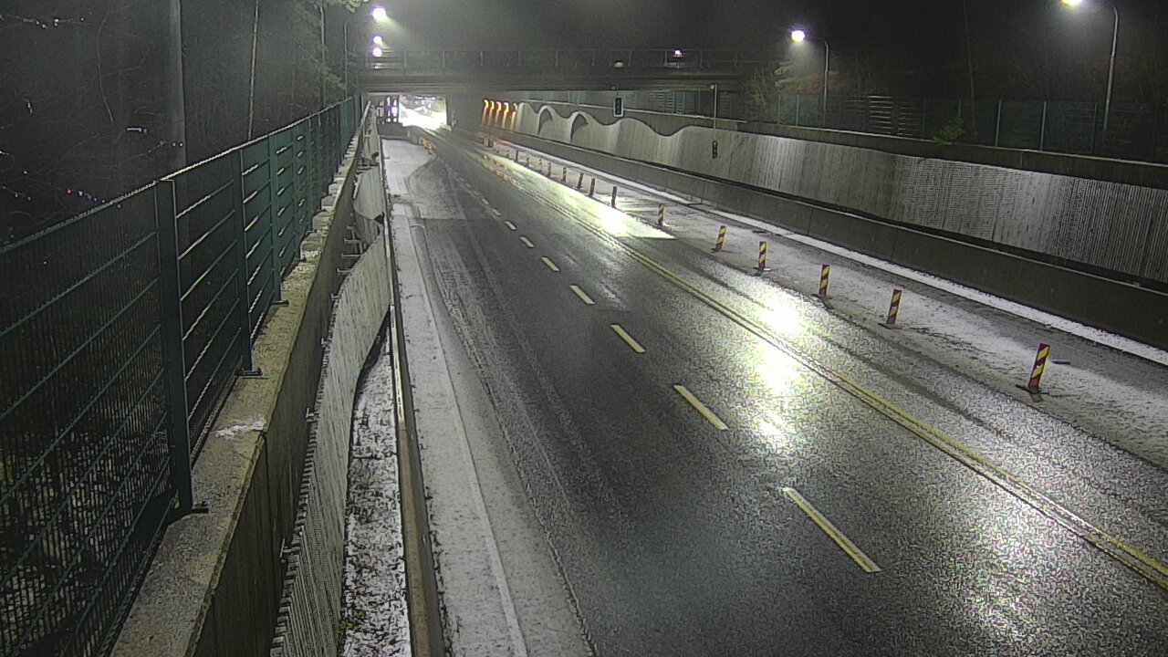 Kelikamerat Kuva Tie 102 Espoo Hiidenkallion tunneli, suuaukko pohj., Espoo, Uusimaa