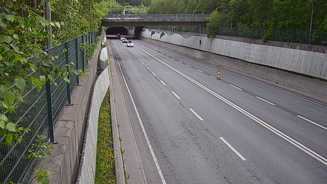 Kelikamerat Kuva Tie 102 Espoo Hiidenkallion tunneli, suuaukko pohj., Espoo, Uusimaa