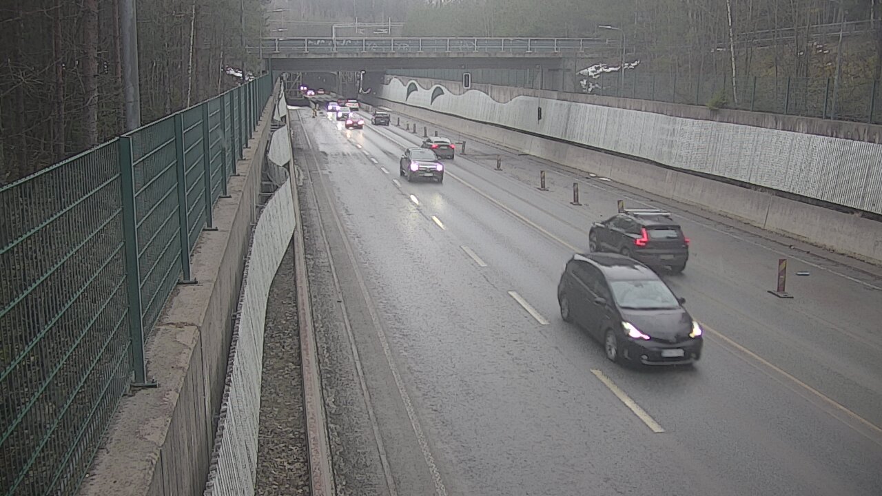 Kelikamerat Kuva Tie 102 Espoo Hiidenkallion tunneli, suuaukko pohj., Espoo, Uusimaa