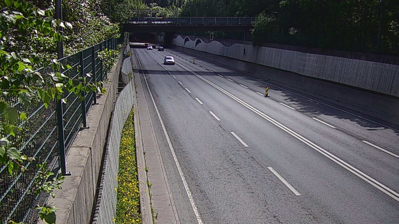 Kelikamerat Kuva Tie 102 Espoo Hiidenkallion tunneli, suuaukko pohj., Espoo, Uusimaa