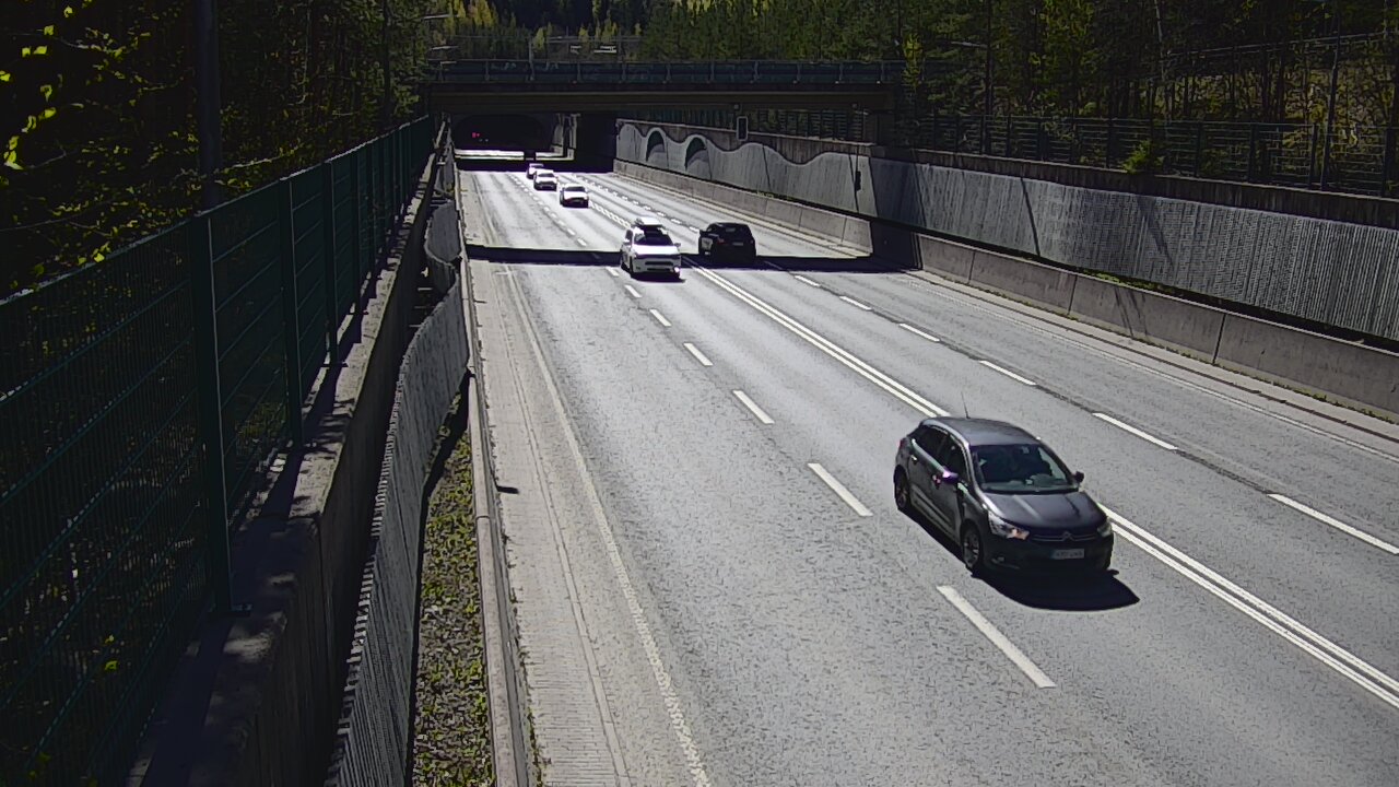 Kelikamerat Kuva Tie 102 Espoo Hiidenkallion tunneli, suuaukko pohj., Espoo, Uusimaa