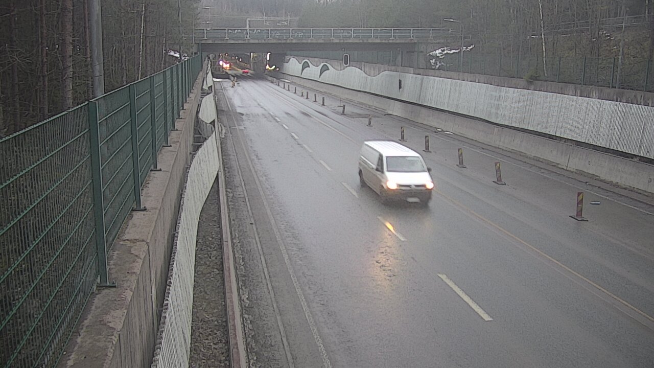 Kelikamerat Kuva Tie 102 Espoo Hiidenkallion tunneli, suuaukko pohj., Espoo, Uusimaa