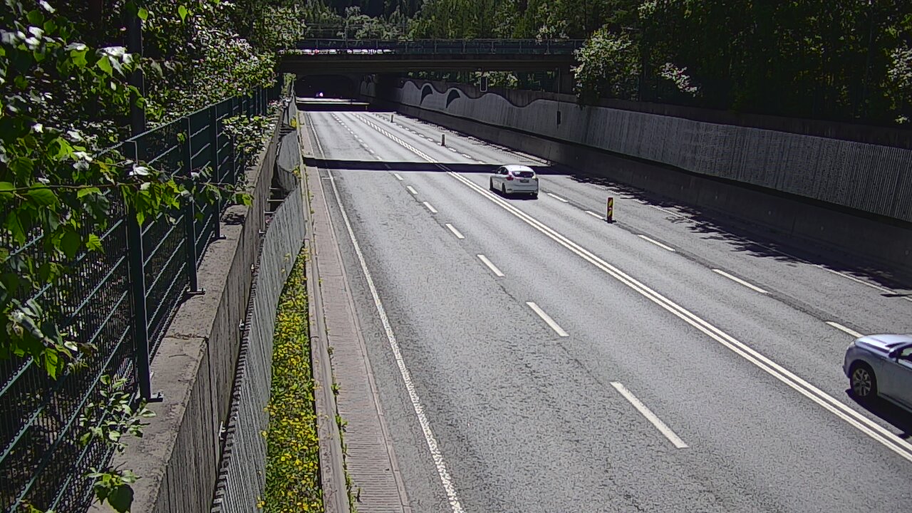 Kelikamerat Kuva Tie 102 Espoo Hiidenkallion tunneli, suuaukko pohj., Espoo, Uusimaa
