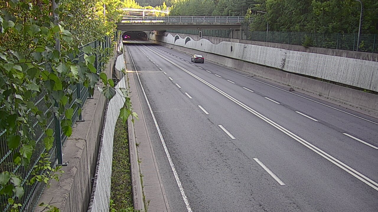 Kelikamerat Kuva Tie 102 Espoo Hiidenkallion tunneli, suuaukko pohj., Espoo, Uusimaa