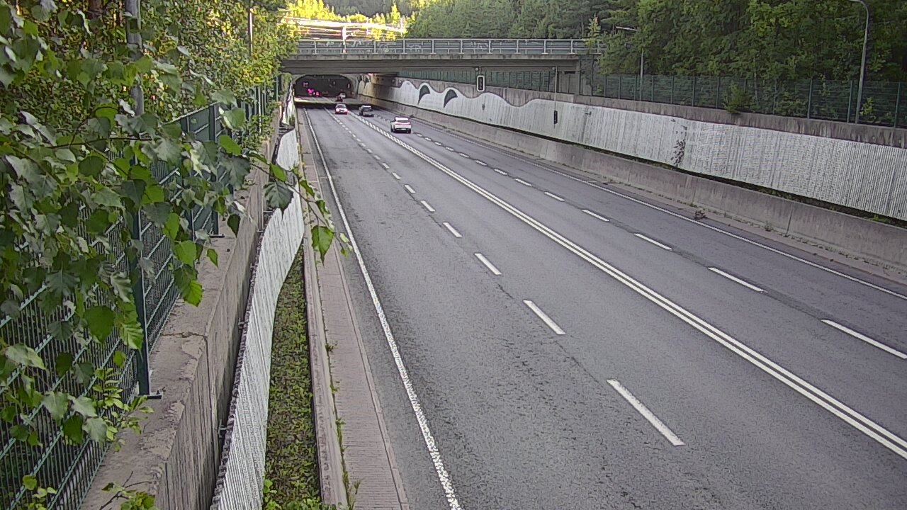 Kelikamerat Kuva Tie 102 Espoo Hiidenkallion tunneli, suuaukko pohj., Espoo, Uusimaa