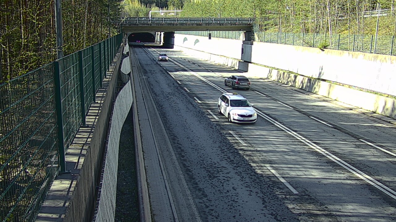 Kelikamerat Kuva Tie 102 Espoo Hiidenkallion tunneli, suuaukko pohj., Espoo, Uusimaa
