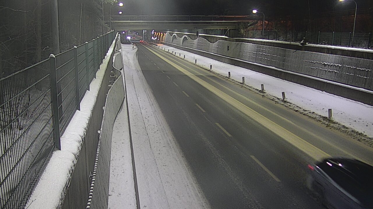 Kelikamerat Kuva Tie 102 Espoo Hiidenkallion tunneli, suuaukko pohj., Espoo, Uusimaa