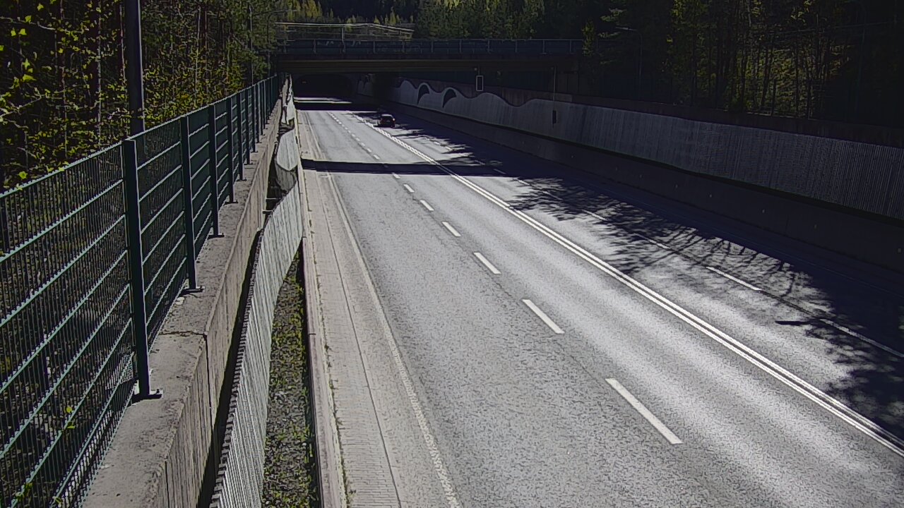 Kelikamerat Kuva Tie 102 Espoo Hiidenkallion tunneli, suuaukko pohj., Espoo, Uusimaa