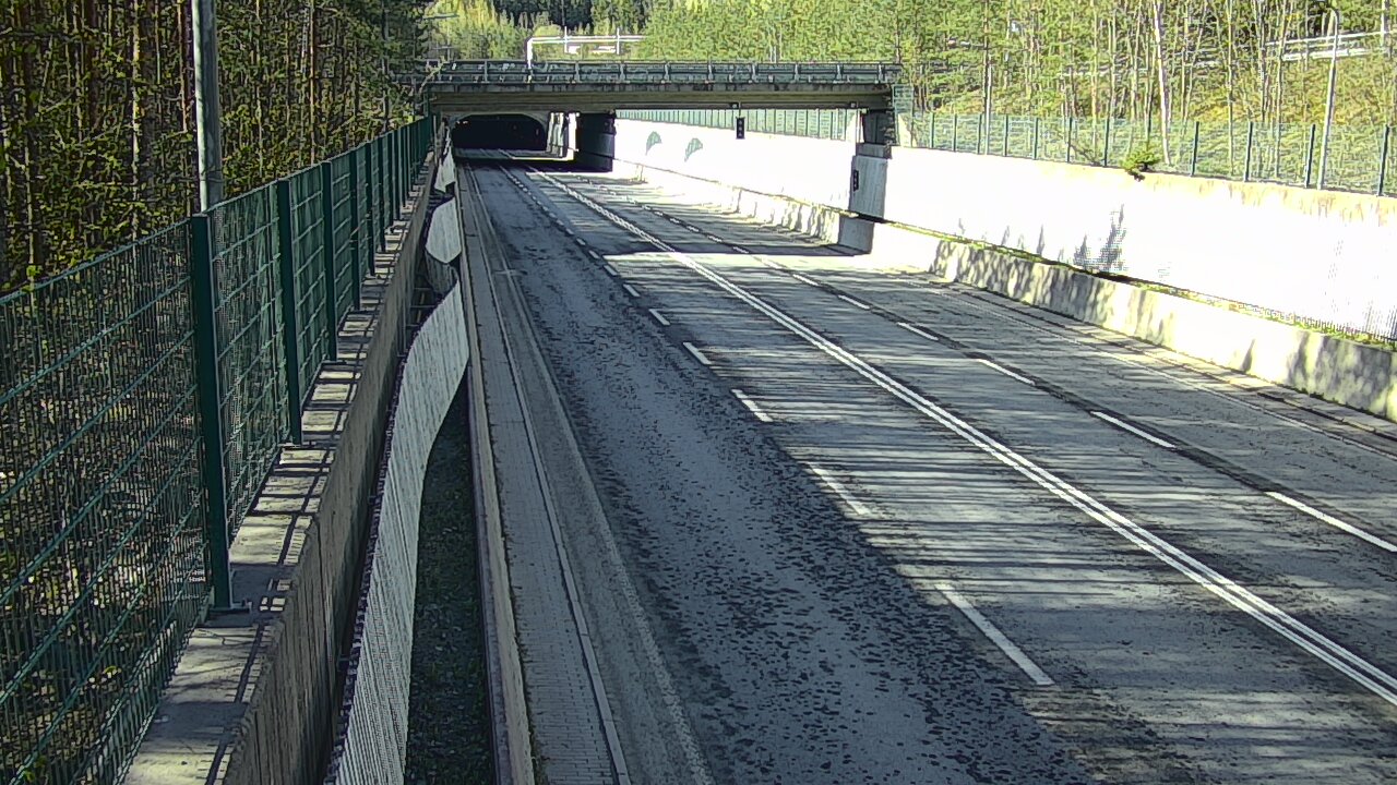 Kelikamerat Kuva Tie 102 Espoo Hiidenkallion tunneli, suuaukko pohj., Espoo, Uusimaa