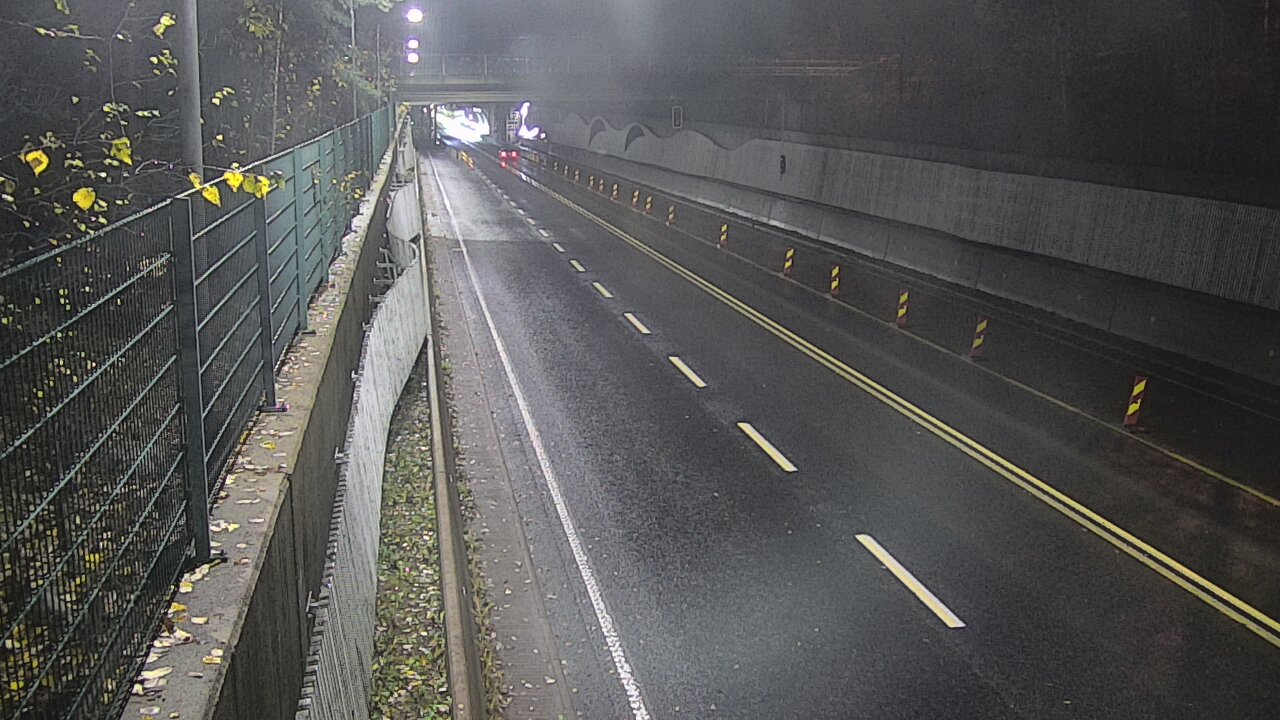 Weather Camera Image Väg 102 Esbo Hiidenkallio tunnel, suuaukko nord., Espoo, Uusimaa
