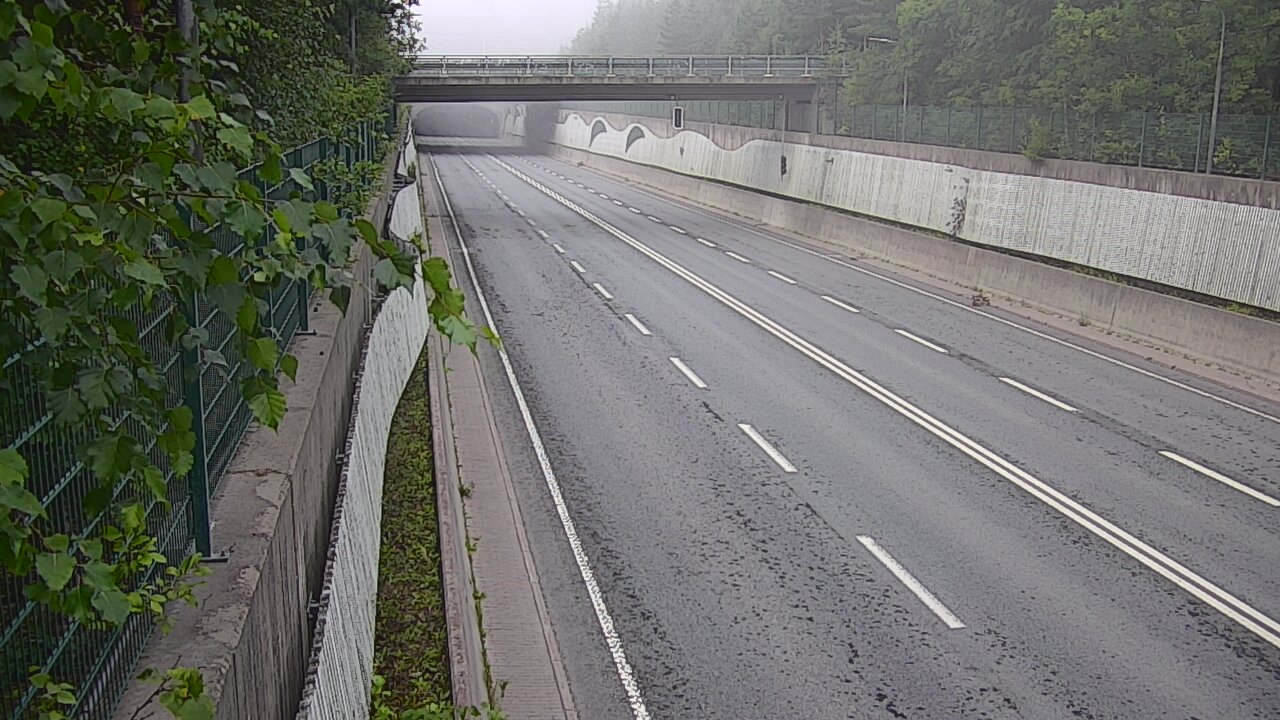 Weather Camera Image Road 102 Espoo Hiidenkallion tunneli, suuaukko north., Espoo, Uusimaa