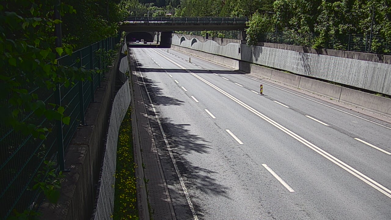 Kelikamerat Kuva Tie 102 Espoo Hiidenkallion tunneli, suuaukko pohj., Espoo, Uusimaa