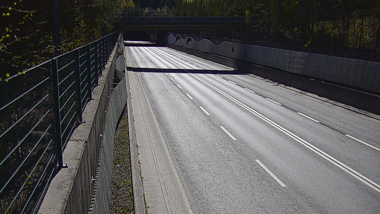 Kelikamerat Kuva Tie 102 Espoo Hiidenkallion tunneli, suuaukko pohj., Espoo, Uusimaa