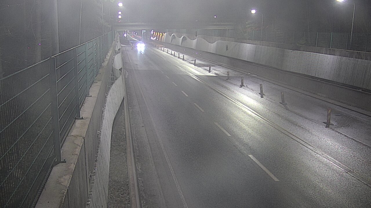 Kelikamerat Kuva Tie 102 Espoo Hiidenkallion tunneli, suuaukko pohj., Espoo, Uusimaa