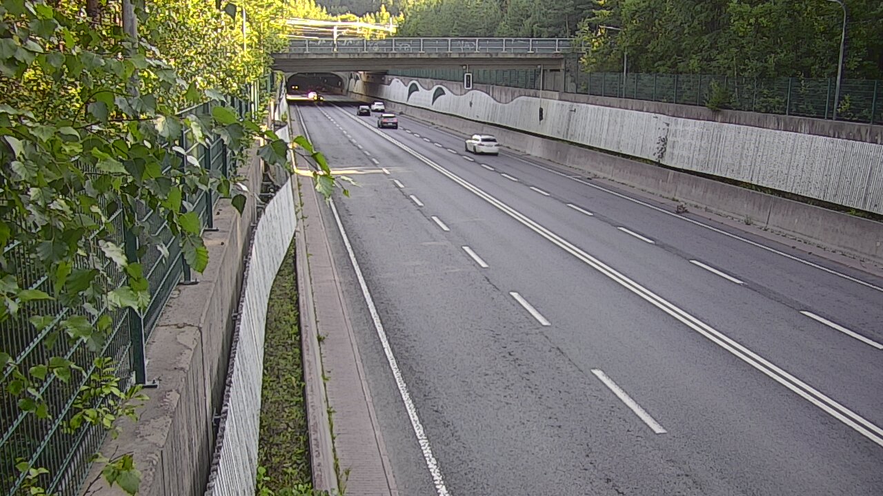 Kelikamerat Kuva Tie 102 Espoo Hiidenkallion tunneli, suuaukko pohj., Espoo, Uusimaa
