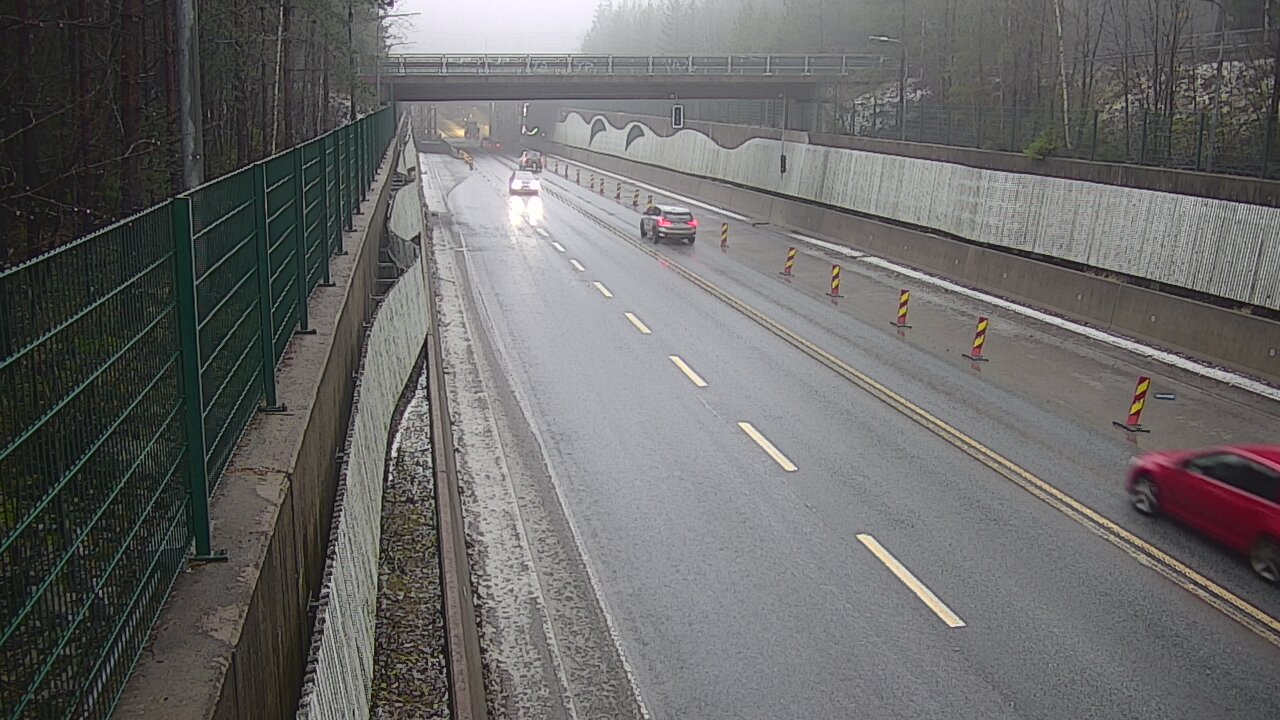 Kelikamerat Kuva Tie 102 Espoo Hiidenkallion tunneli, suuaukko pohj., Espoo, Uusimaa