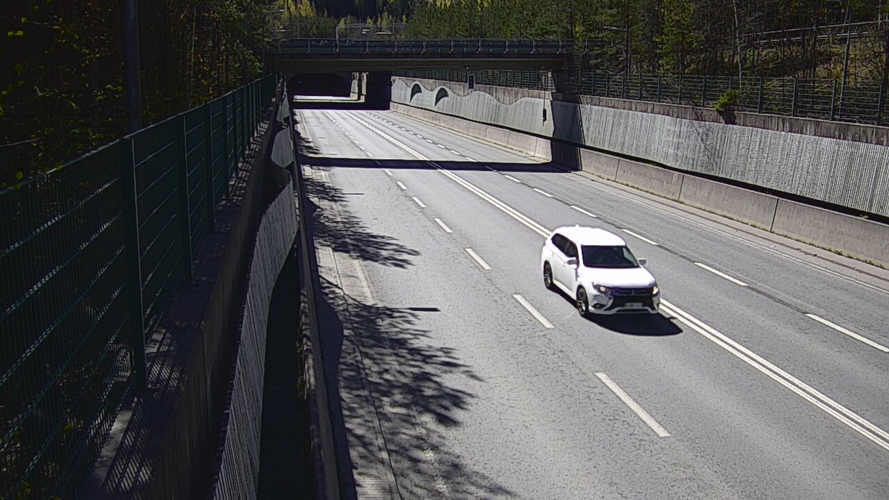 Kelikamerat Kuva Tie 102 Espoo Hiidenkallion tunneli, suuaukko pohj., Espoo, Uusimaa