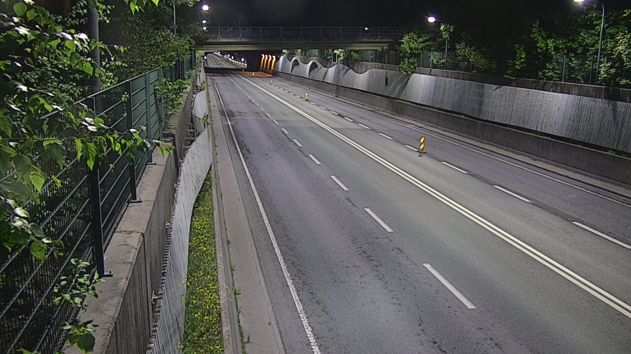 Kelikamerat Kuva Tie 102 Espoo Hiidenkallion tunneli, suuaukko pohj., Espoo, Uusimaa