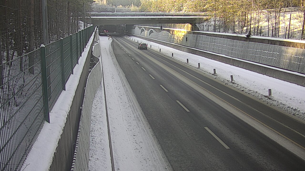 Kelikamerat Kuva Tie 102 Espoo Hiidenkallion tunneli, suuaukko pohj., Espoo, Uusimaa