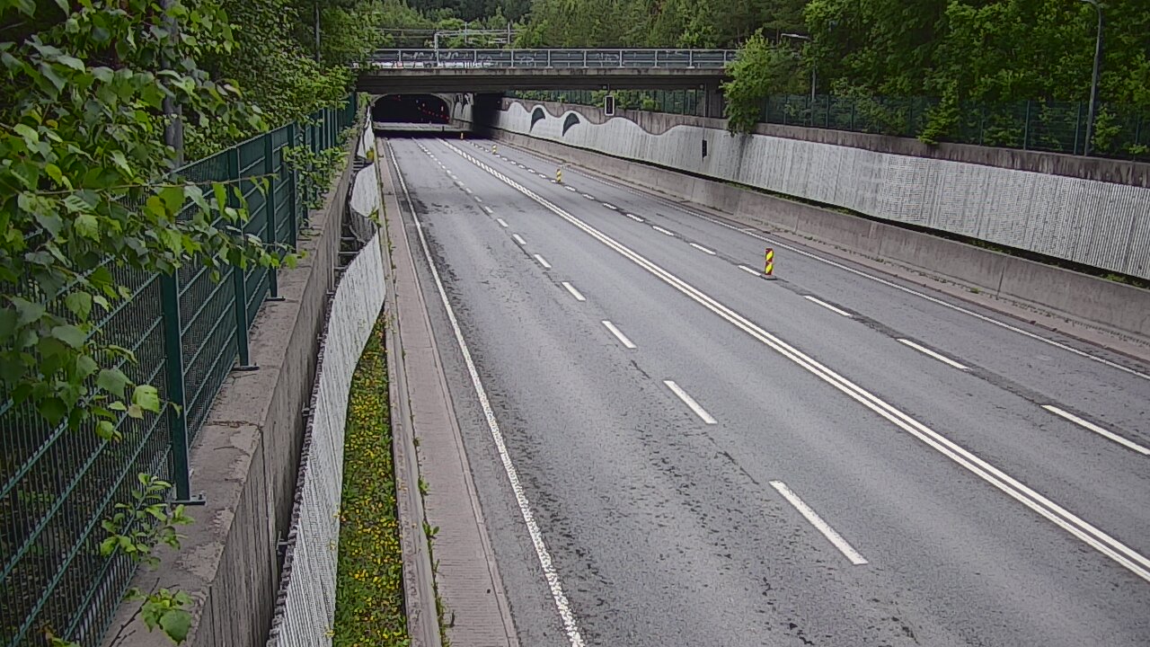 Kelikamerat Kuva Tie 102 Espoo Hiidenkallion tunneli, suuaukko pohj., Espoo, Uusimaa