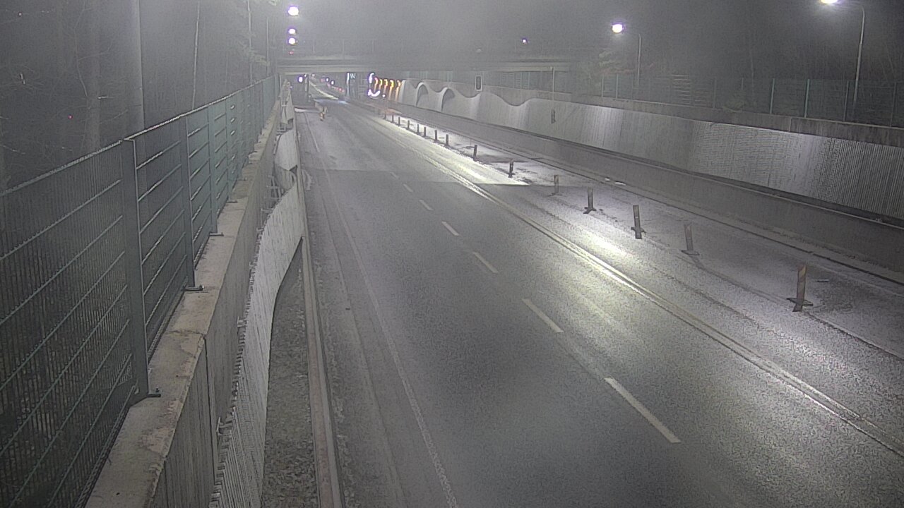 Kelikamerat Kuva Tie 102 Espoo Hiidenkallion tunneli, suuaukko pohj., Espoo, Uusimaa