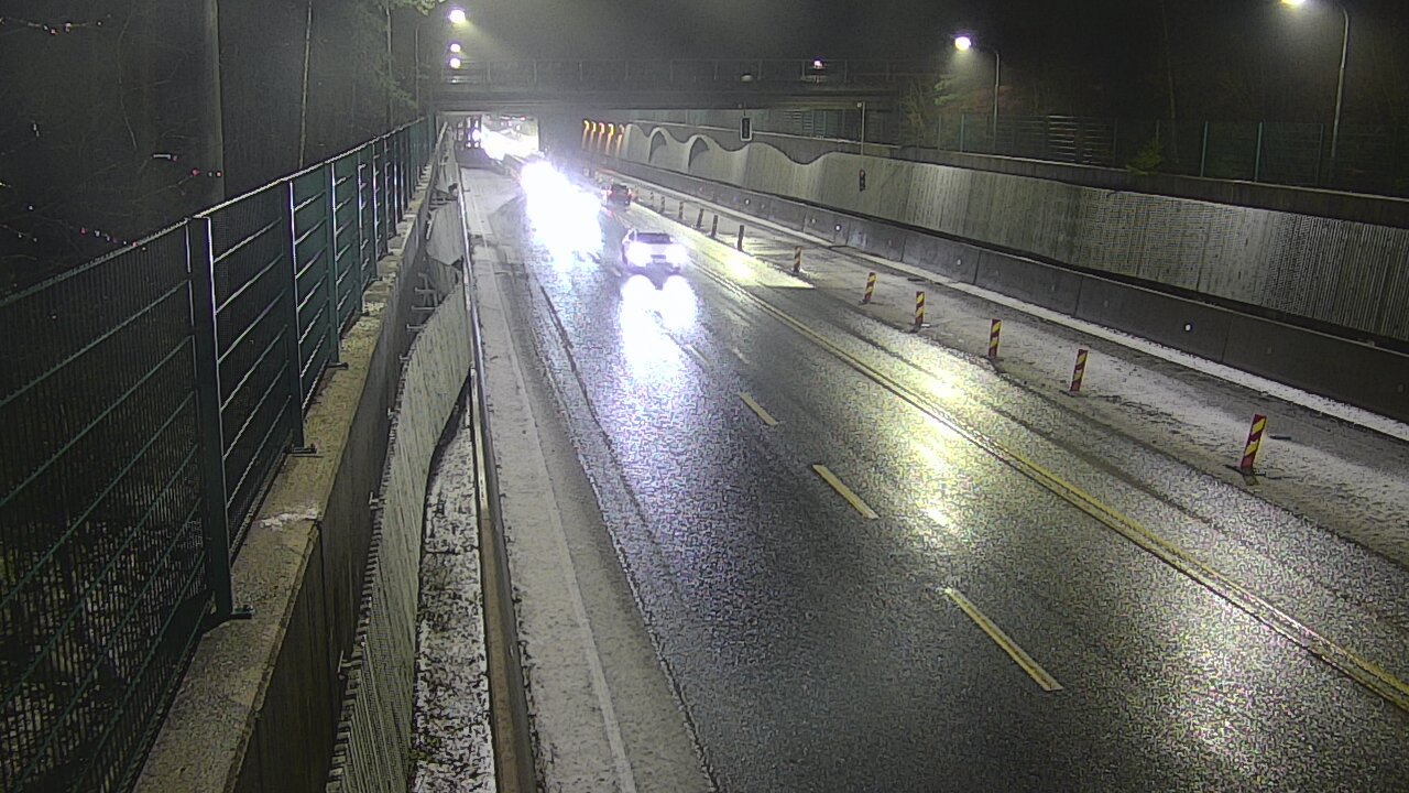 Kelikamerat Kuva Tie 102 Espoo Hiidenkallion tunneli, suuaukko pohj., Espoo, Uusimaa