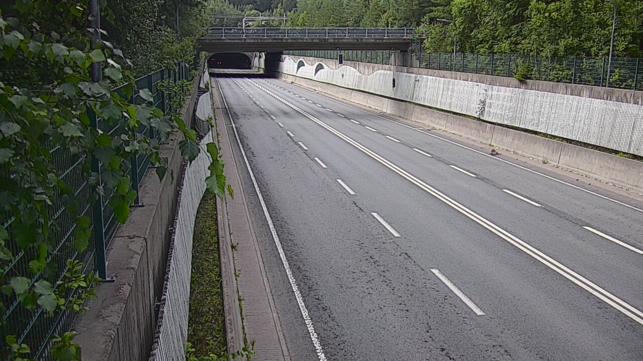 Kelikamerat Kuva Tie 102 Espoo Hiidenkallion tunneli, suuaukko pohj., Espoo, Uusimaa