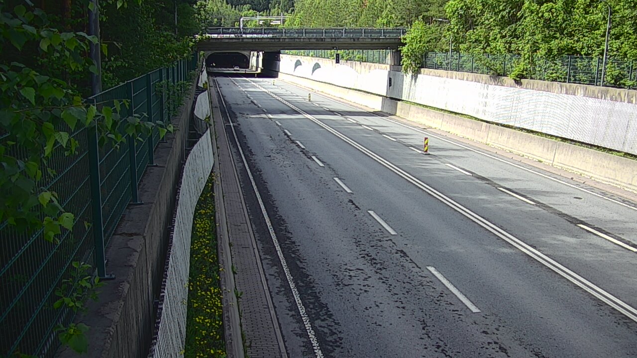 Kelikamerat Kuva Tie 102 Espoo Hiidenkallion tunneli, suuaukko pohj., Espoo, Uusimaa