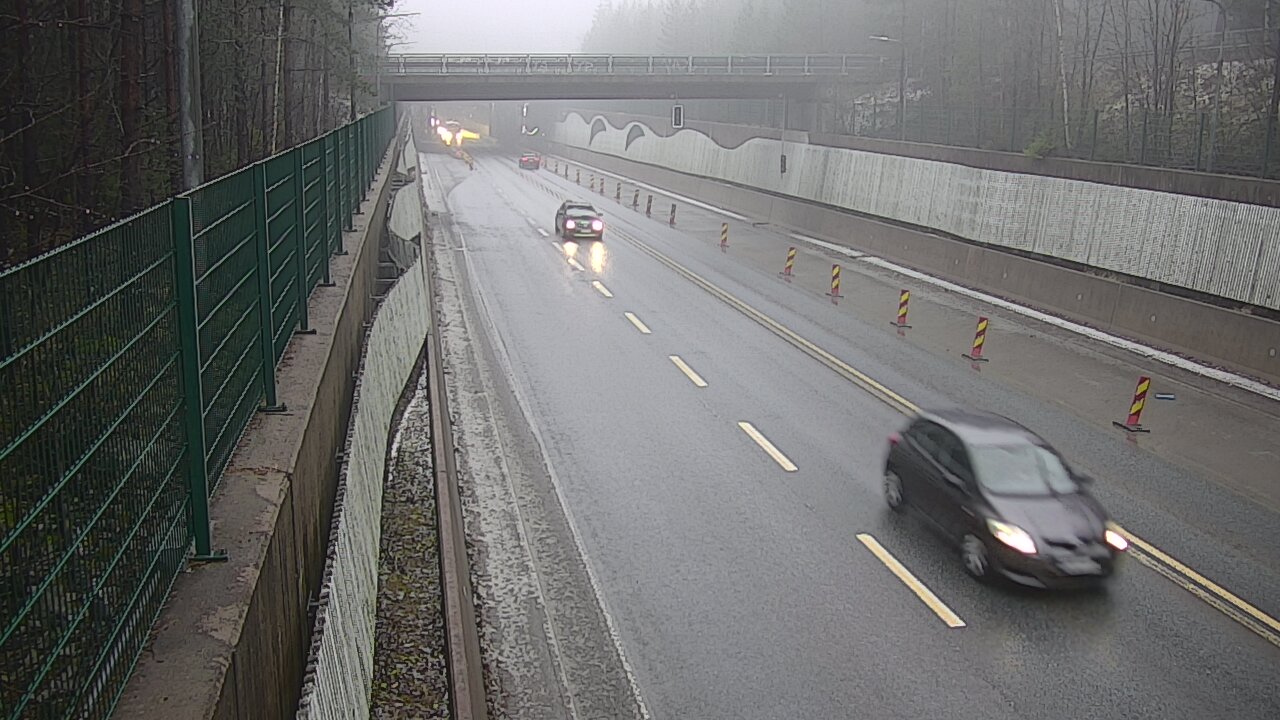 Kelikamerat Kuva Tie 102 Espoo Hiidenkallion tunneli, suuaukko pohj., Espoo, Uusimaa