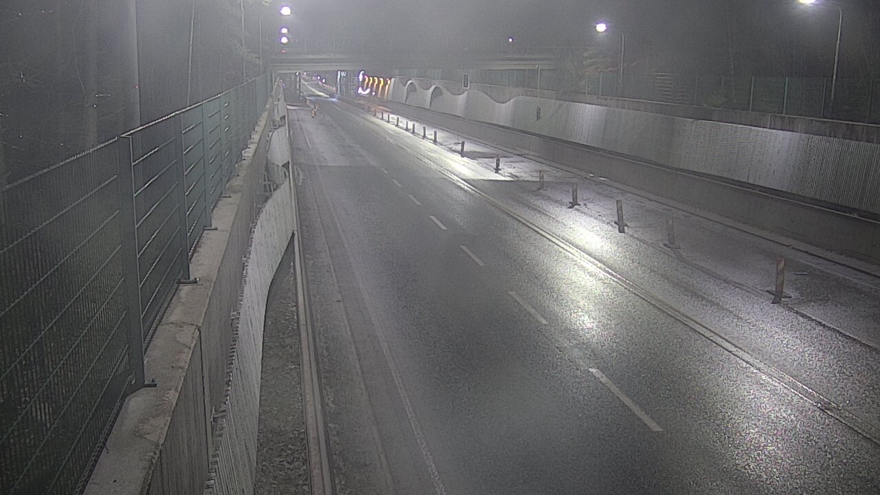 Kelikamerat Kuva Tie 102 Espoo Hiidenkallion tunneli, suuaukko pohj., Espoo, Uusimaa