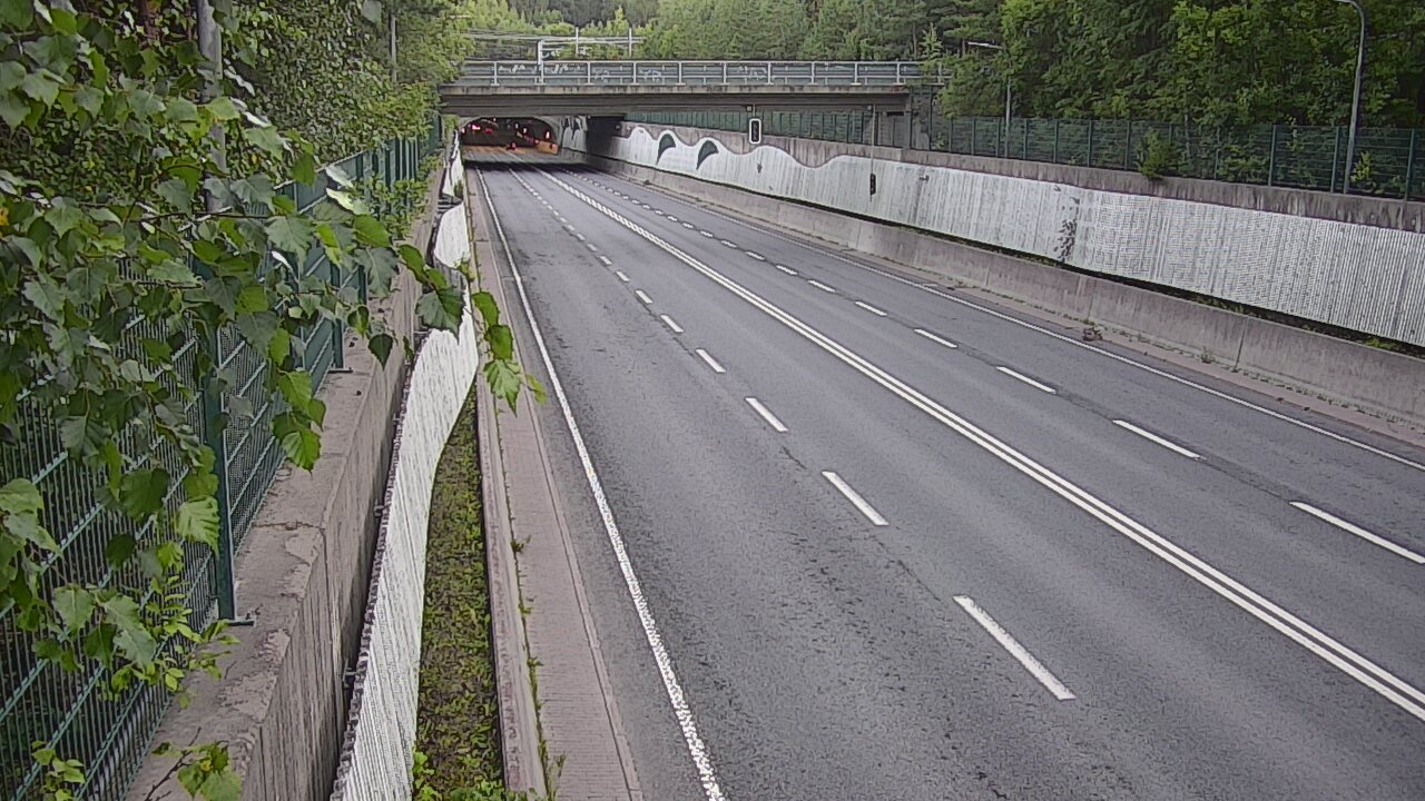 Kelikamerat Kuva Tie 102 Espoo Hiidenkallion tunneli, suuaukko pohj., Espoo, Uusimaa