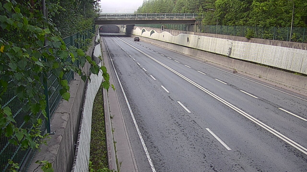 Weather Camera Image Road 102 Espoo Hiidenkallion tunneli, suuaukko north., Espoo, Uusimaa