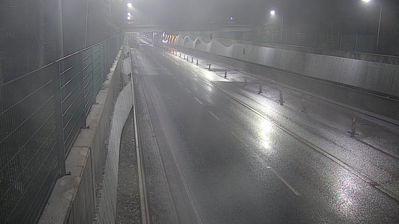 Kelikamerat Kuva Tie 102 Espoo Hiidenkallion tunneli, suuaukko pohj., Espoo, Uusimaa