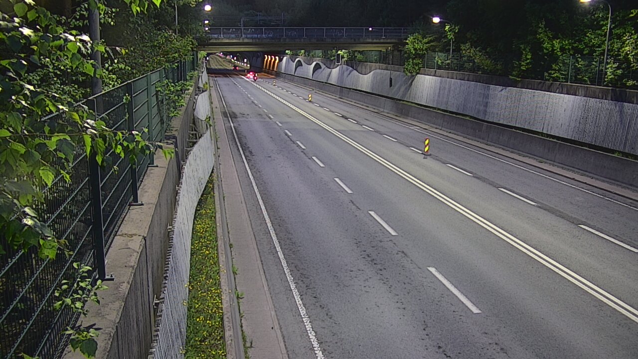 Kelikamerat Kuva Tie 102 Espoo Hiidenkallion tunneli, suuaukko pohj., Espoo, Uusimaa
