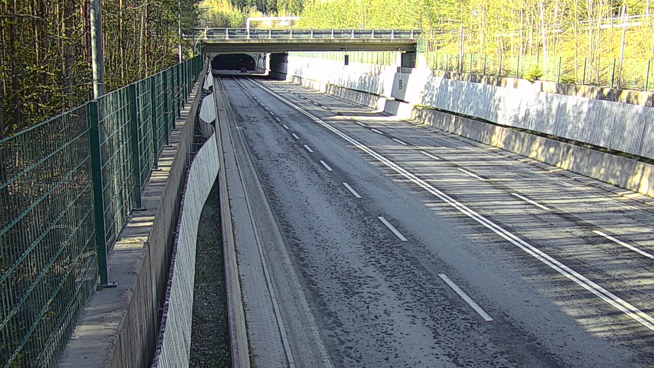 Kelikamerat Kuva Tie 102 Espoo Hiidenkallion tunneli, suuaukko pohj., Espoo, Uusimaa
