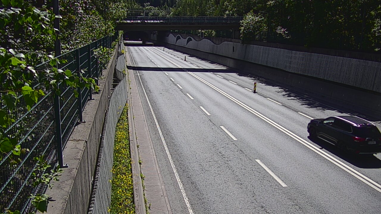 Kelikamerat Kuva Tie 102 Espoo Hiidenkallion tunneli, suuaukko pohj., Espoo, Uusimaa