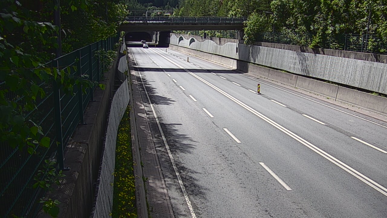 Kelikamerat Kuva Tie 102 Espoo Hiidenkallion tunneli, suuaukko pohj., Espoo, Uusimaa