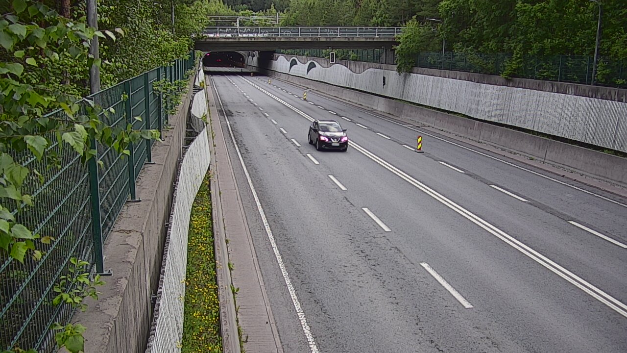 Kelikamerat Kuva Tie 102 Espoo Hiidenkallion tunneli, suuaukko pohj., Espoo, Uusimaa