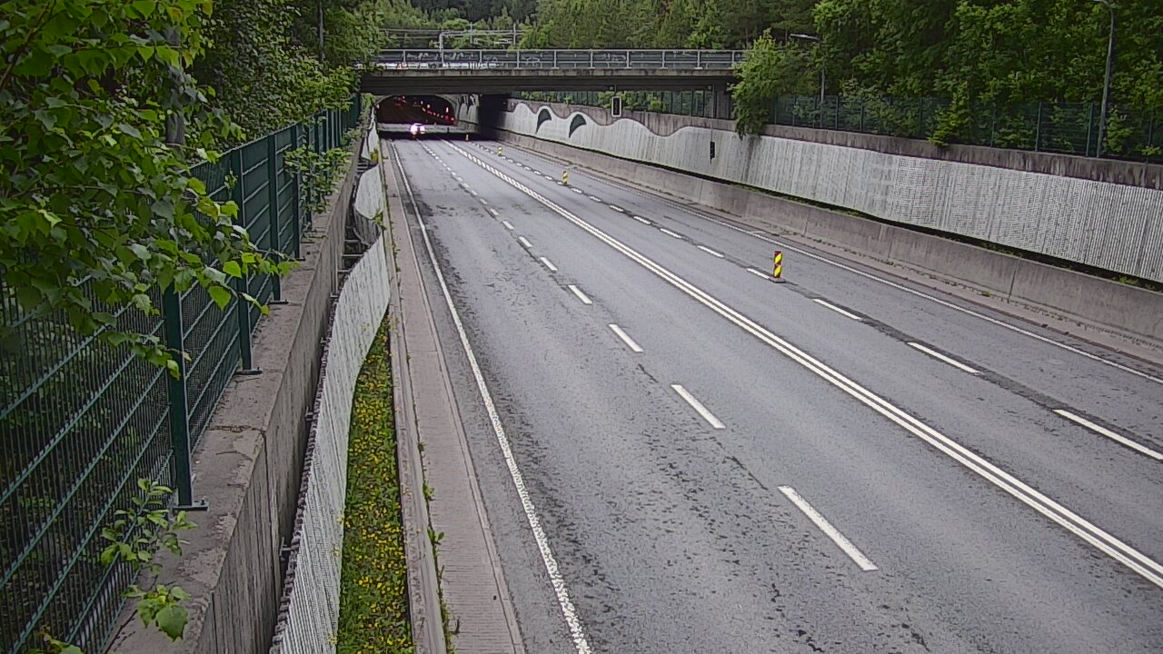 Kelikamerat Kuva Tie 102 Espoo Hiidenkallion tunneli, suuaukko pohj., Espoo, Uusimaa