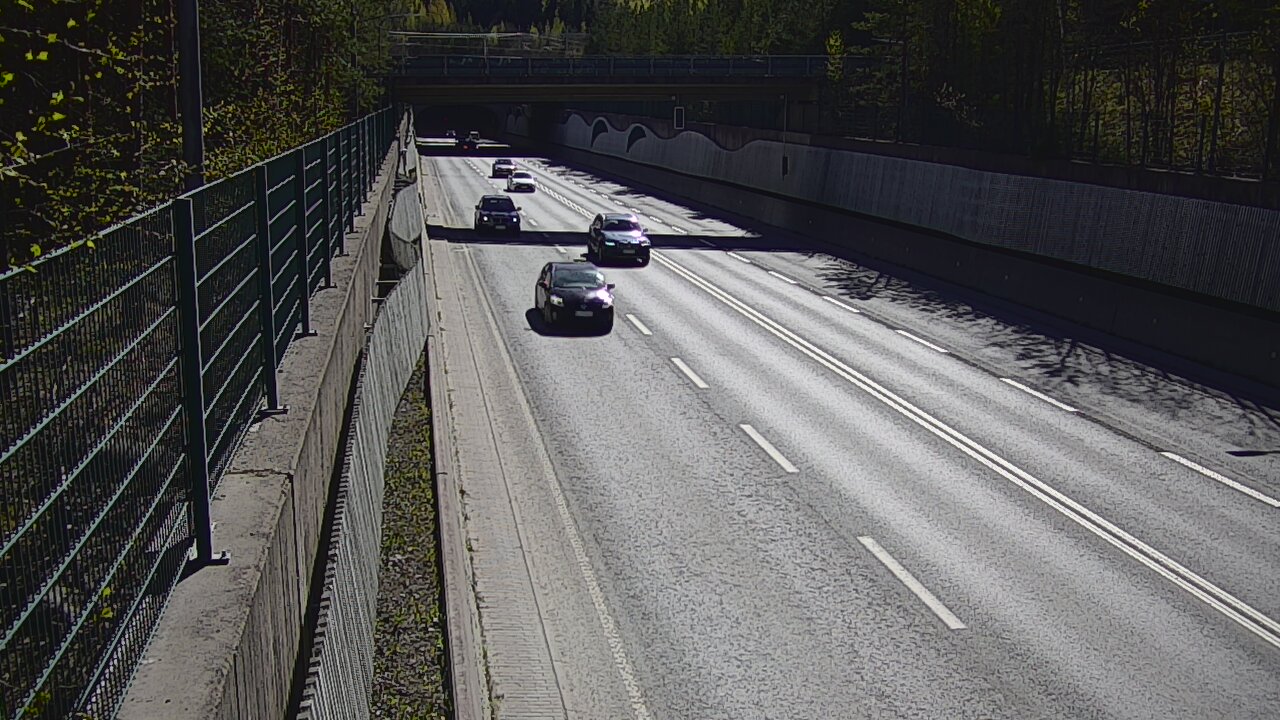 Kelikamerat Kuva Tie 102 Espoo Hiidenkallion tunneli, suuaukko pohj., Espoo, Uusimaa
